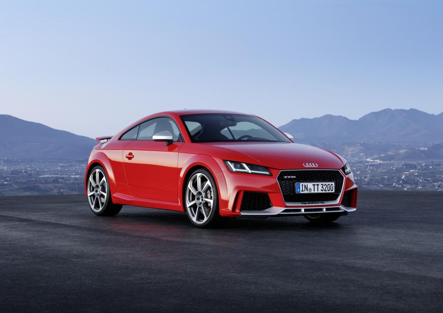  Audi TT RS Coupe (8S) 2016 года  (WW) (фото 1 из 57)